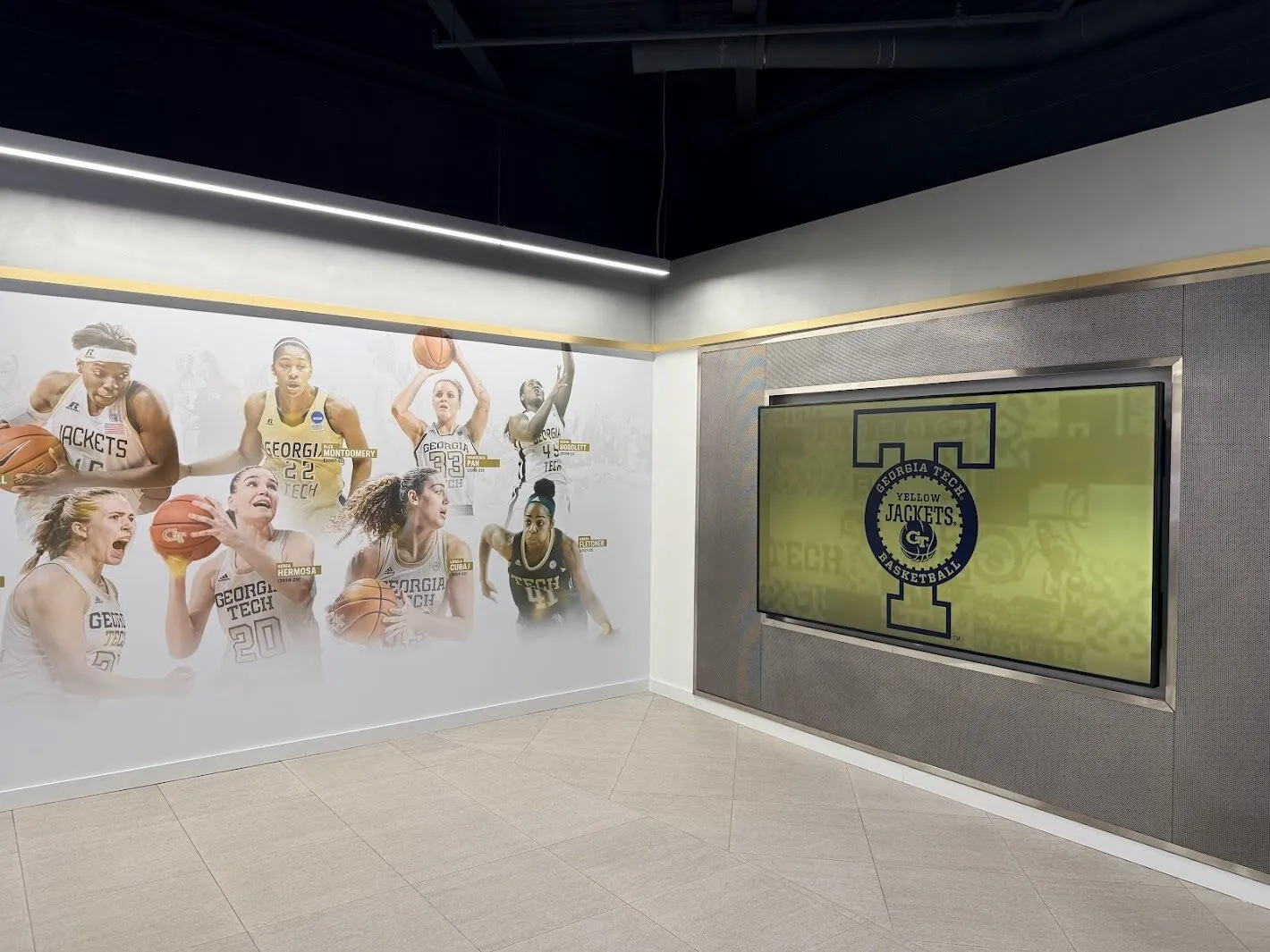 Georgia Tech Athletics locker room digital signage display powered by NoviSign