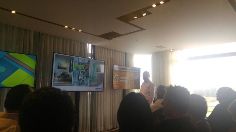 Philips D Line for digital signage