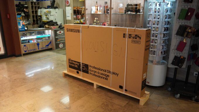 Digital signage installation