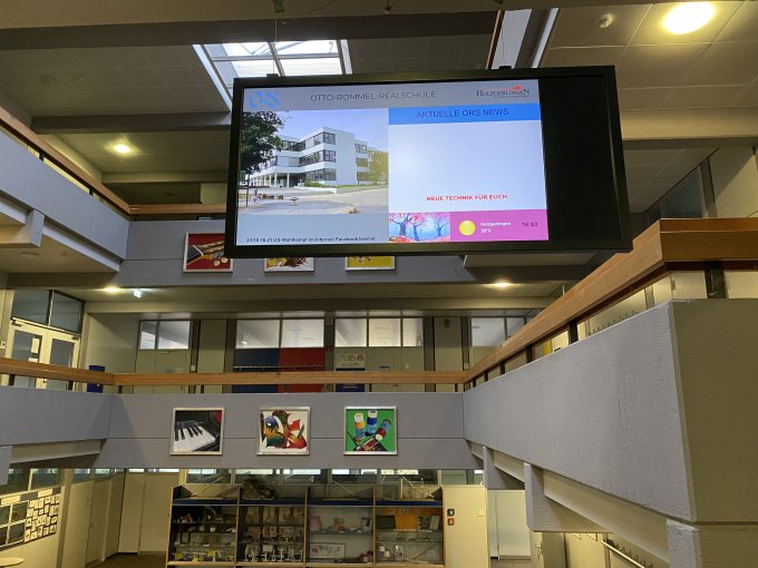 Main NoviSign school TV display