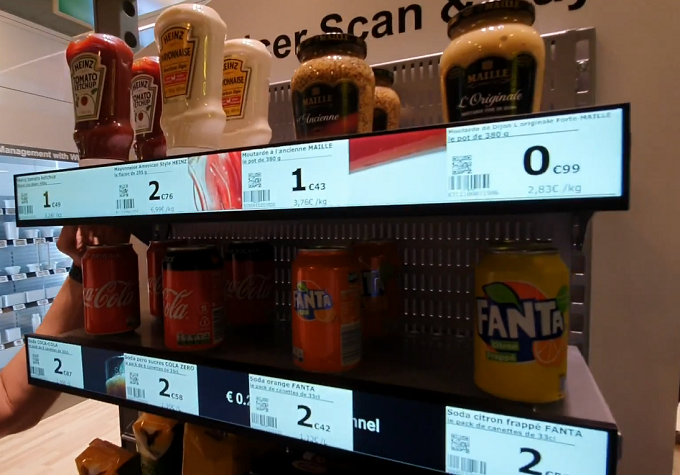 Digital signage softlabels for retail